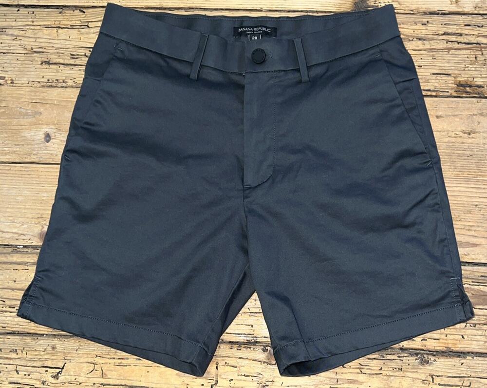 Bananas Republic Men’s Size 28 Navy Aiden Shorts Chino Button & Zipper NWOT